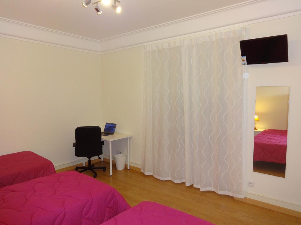 Triple Room Private Bathroom