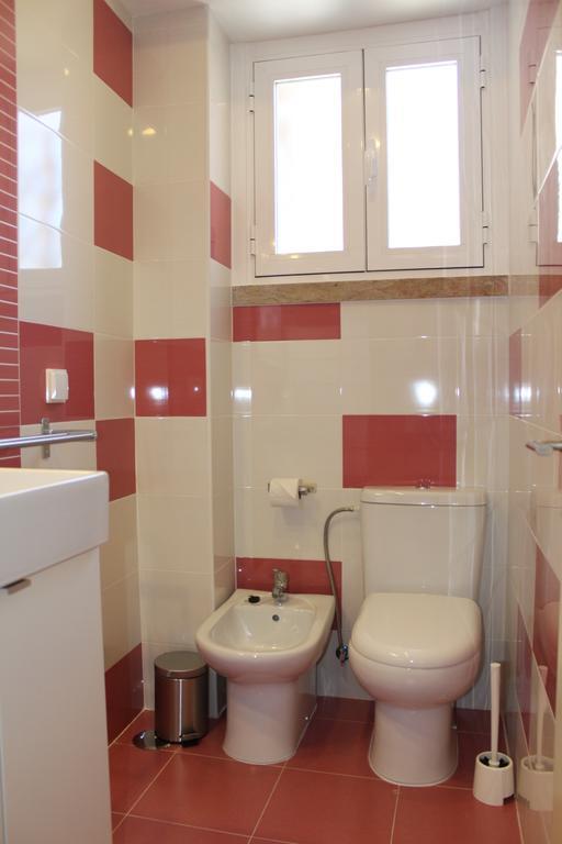 Deluxe Double Room Shower